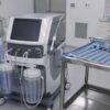 Liposuktion: Das Bild zeigt ein medizinisches Gerät zur Fettabsaugung.